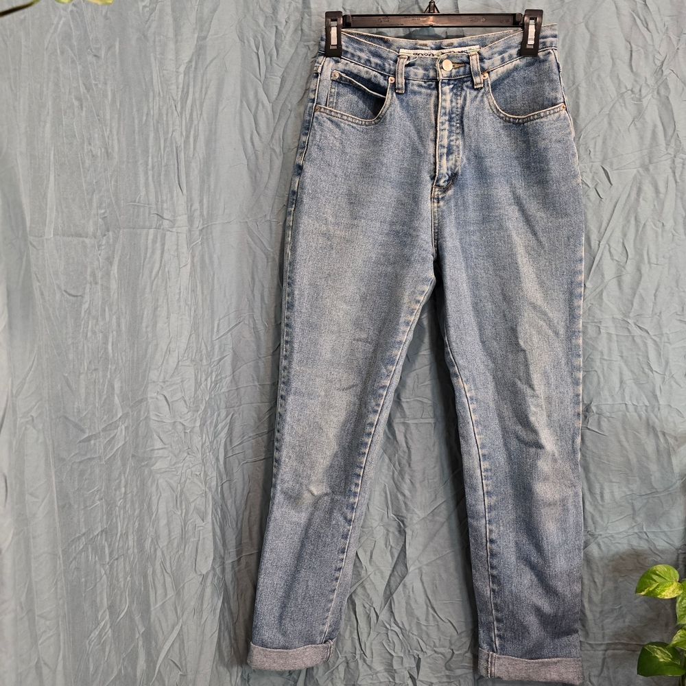Classic Blue Skinny Jeans for Women